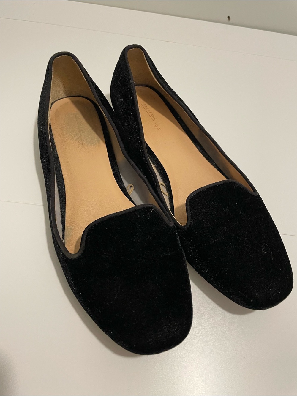 Zara Brand Women's size 40 (9) Black "Velvet" Style Loafer Shoes Smoking Slipper